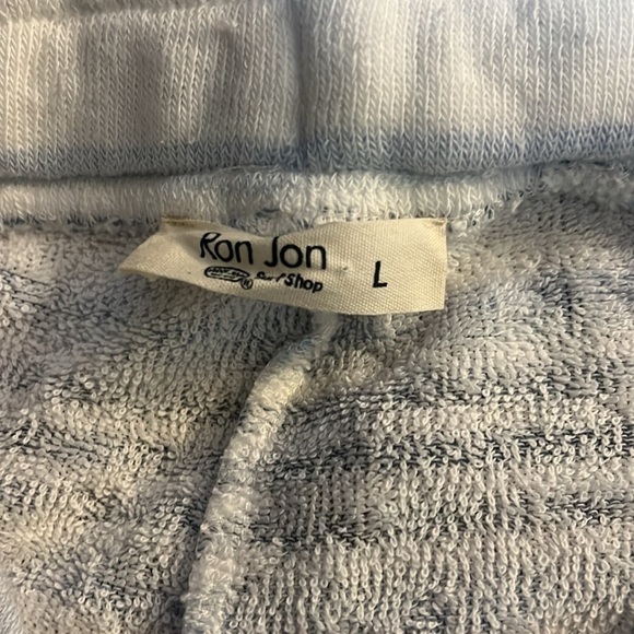 Ron Jon Surf Shop shorts - Picture 3 of 3